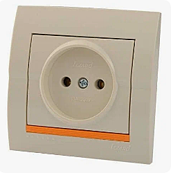 Розетка Lezard DERIY б/з керамика крем 702-0303-121