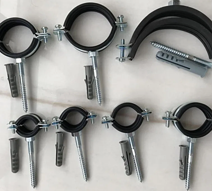 Хомут для крепления труб 1 1/4