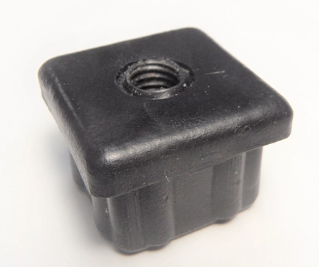 Заглушка трубы профильной ф25мм внутр. с гайкой М8